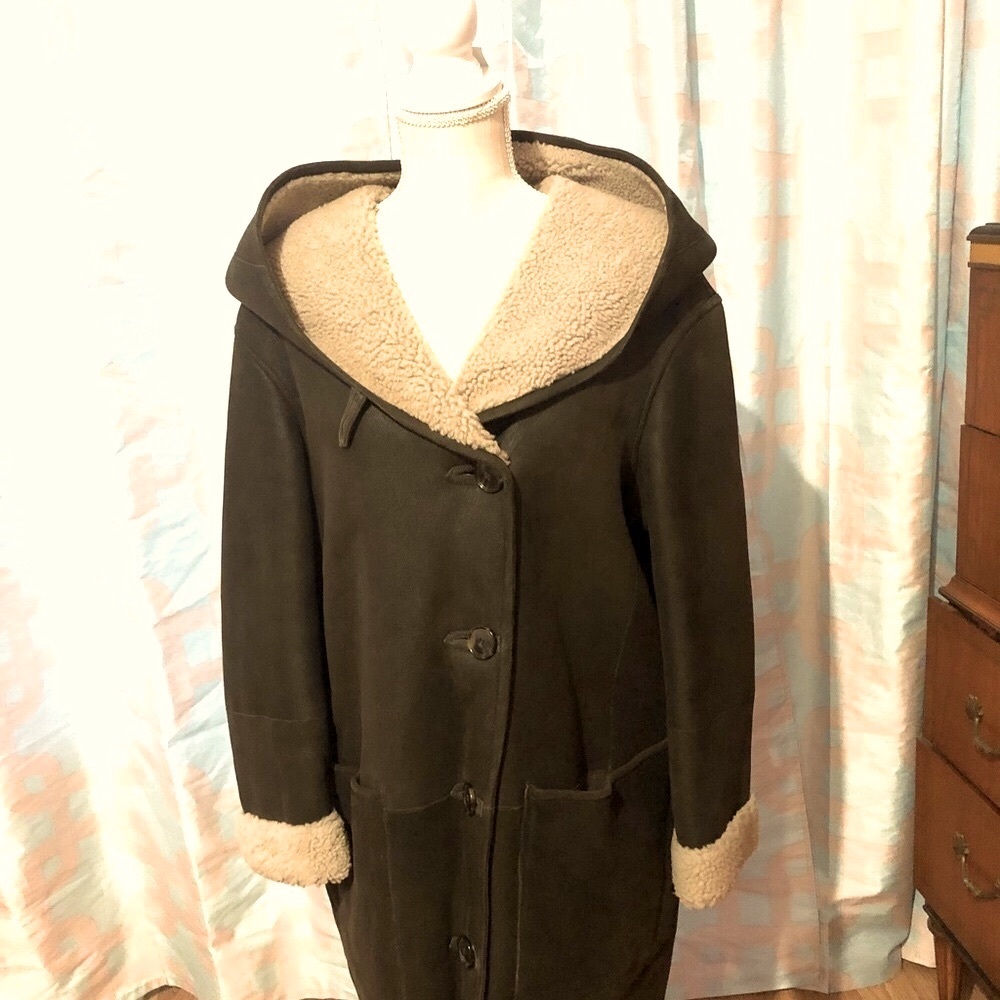 AUTH NWT MACY’S FUR VAULT REVERSIBLE LAMBSKIN SHEARLING COAT   SZ L - $2,995